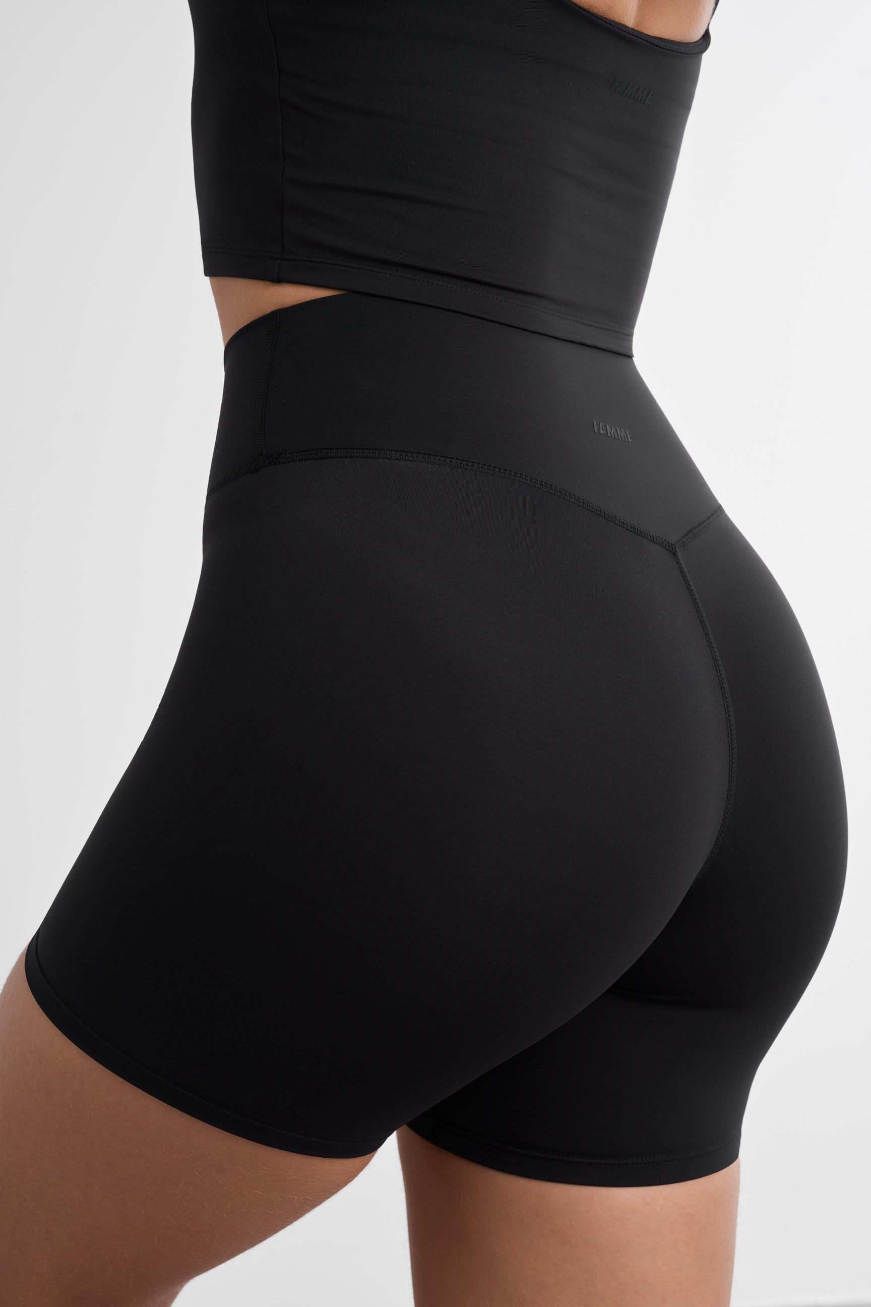 Signature Shorts V2 - for dame - Famme - Shorts