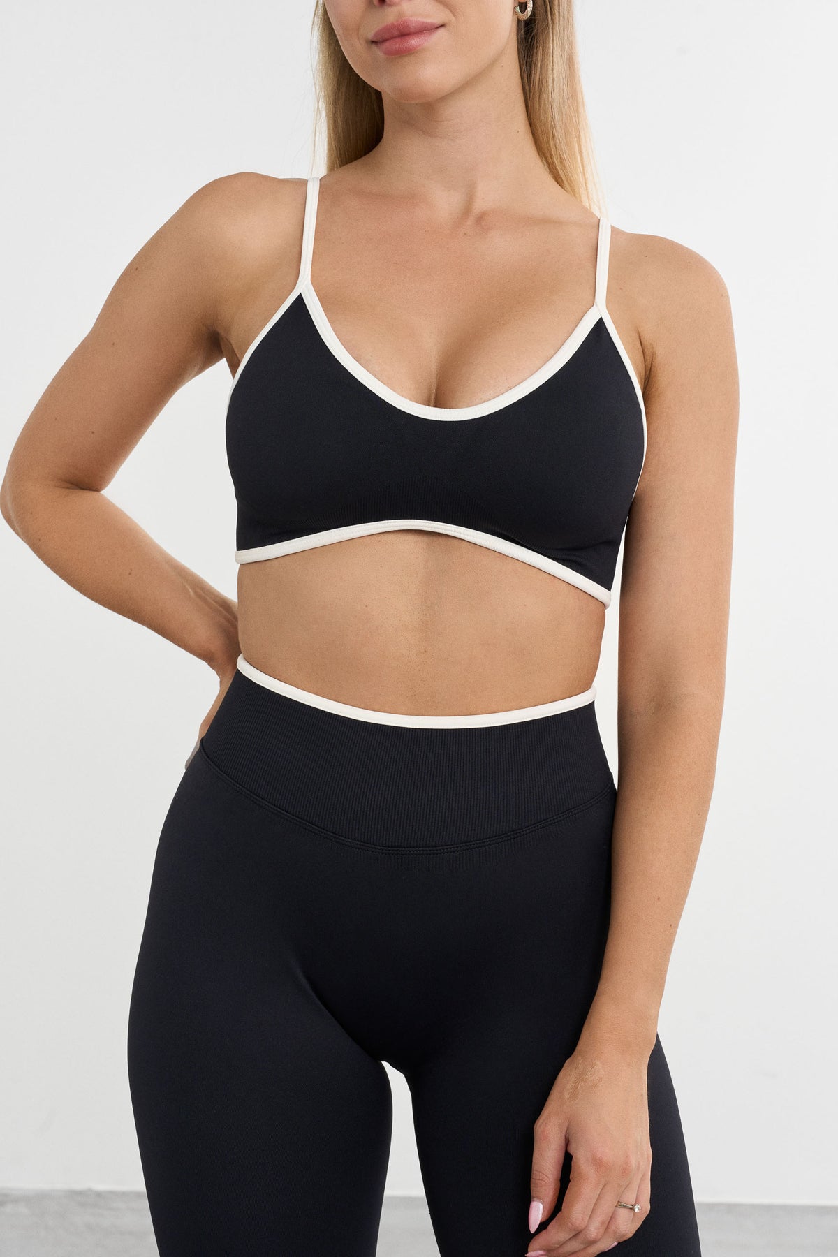 Forme Blanc Sports Bra