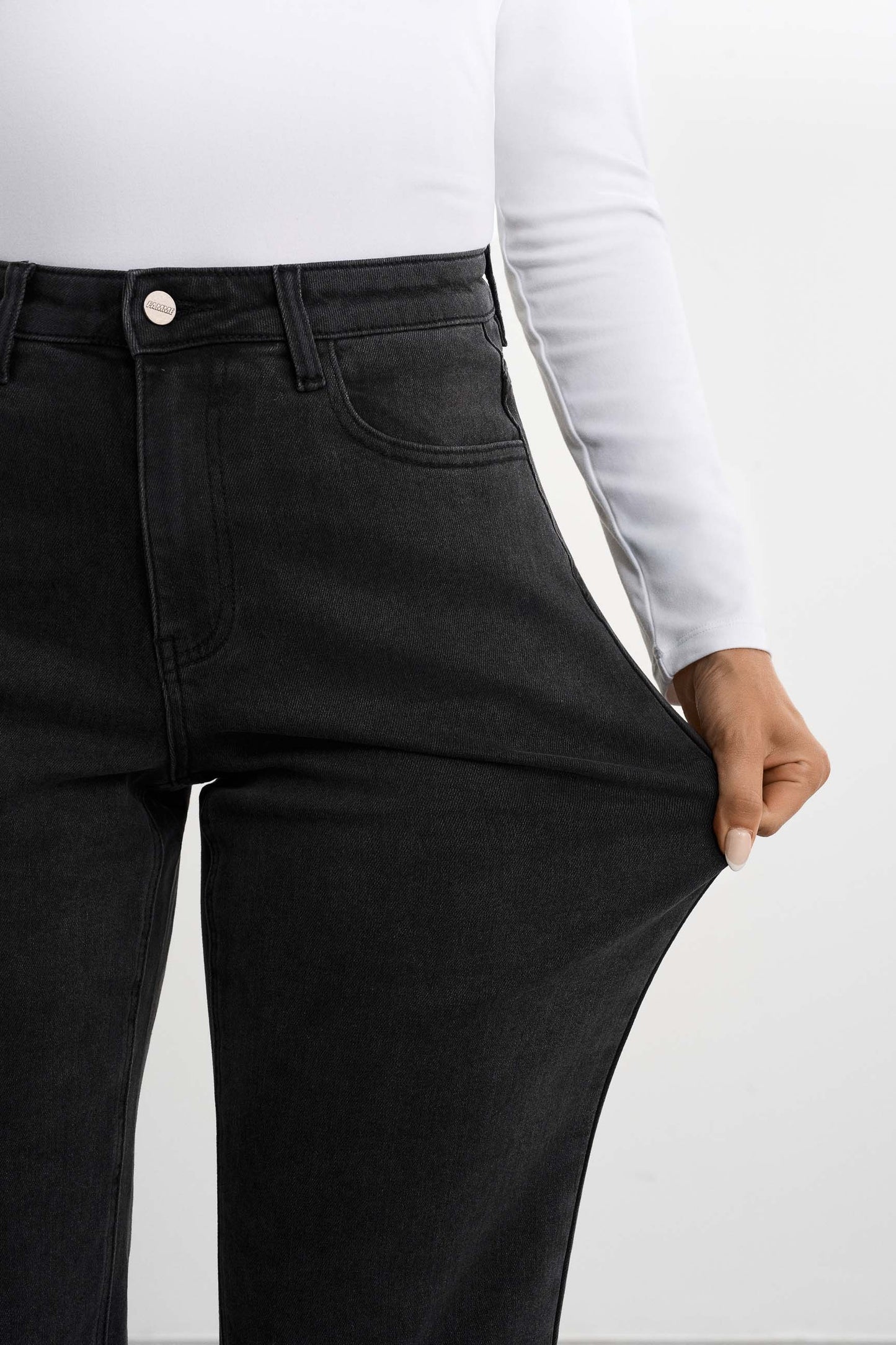 Straight Jeans